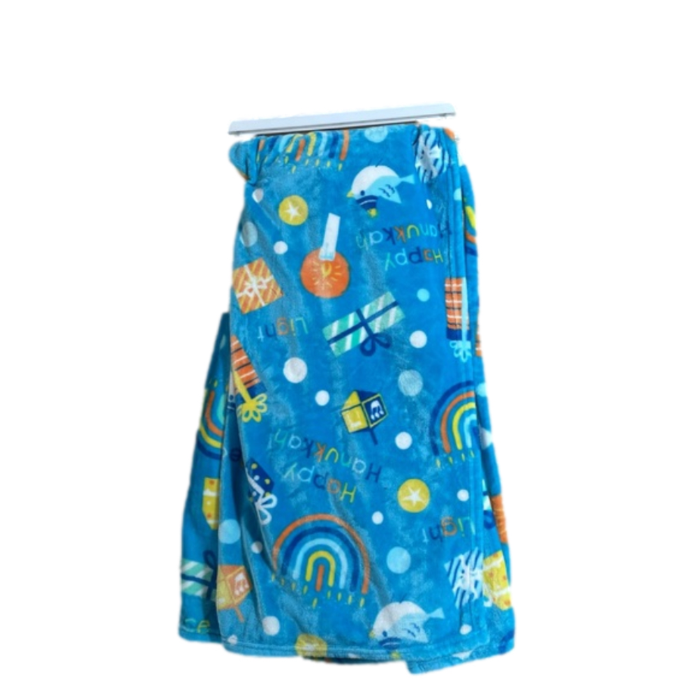 Chanukah Blue Menorah and Dreidel Throw Blanket NWT